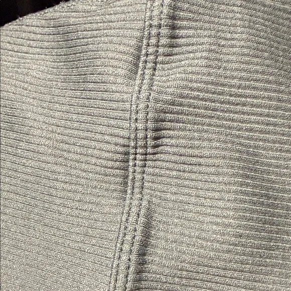 Shambhala Sage Green Ribbed 3/4 length Leggings - Picture 5 of 5